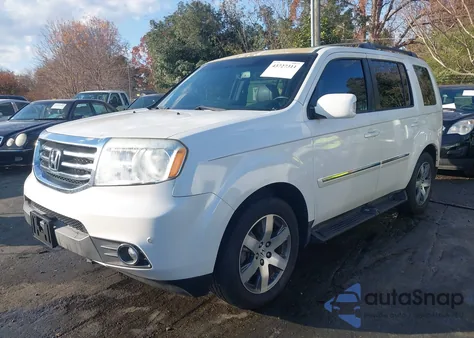 2015 Honda Pilot Touring z USA, uszkodzony, nr VIN 5FNYF4H99FB072871